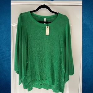 L love classic green knit top